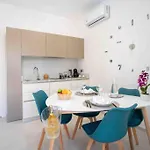 Ospritthouse Apartment *