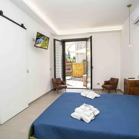 Ospritthouse אג'רולה