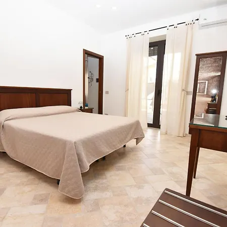 Ospritthouse Apartman