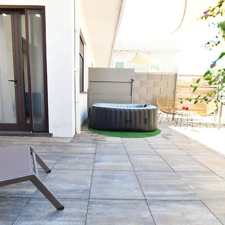 Apartman Ospritthouse